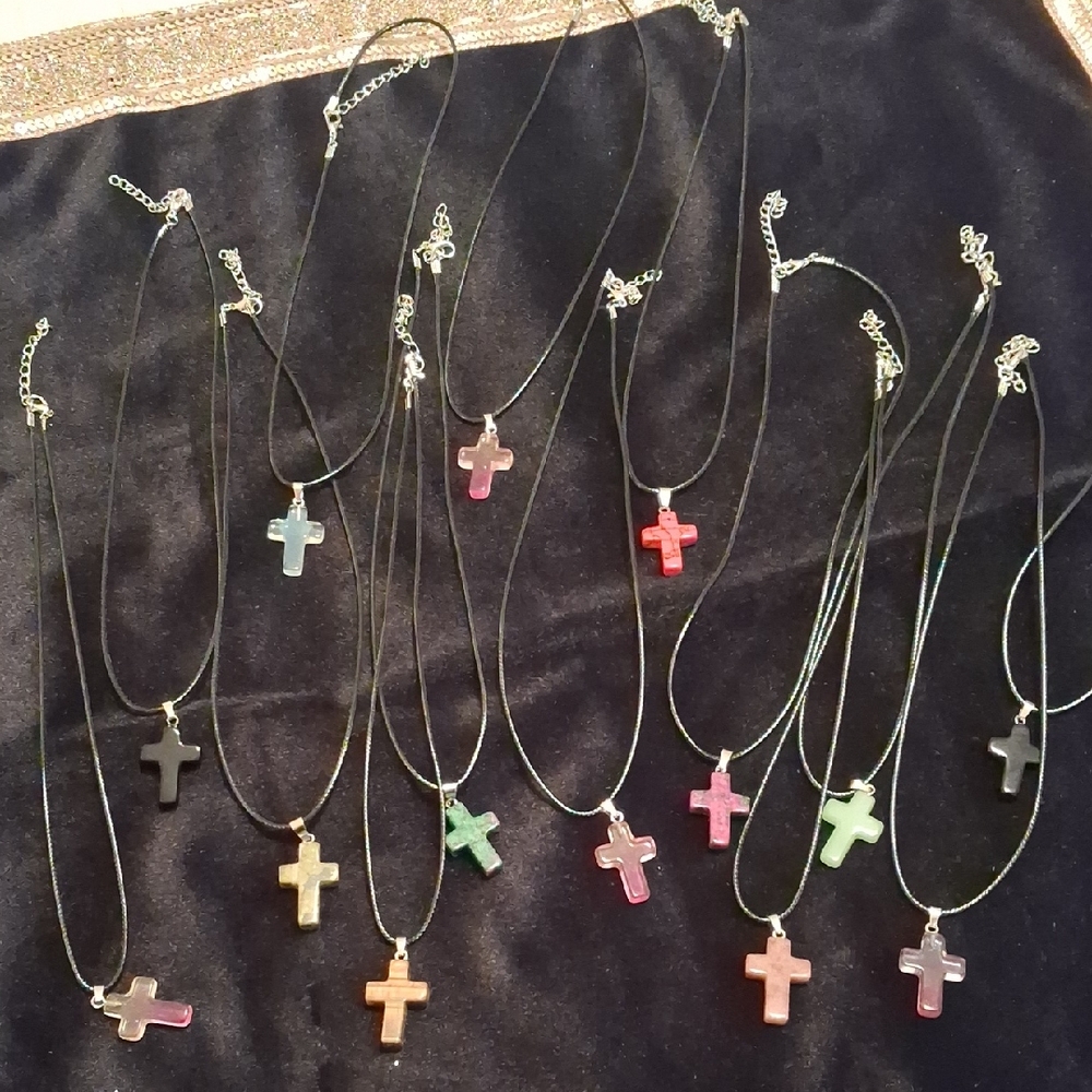 Vibrant Cross Pendant Necklace RANDOM COLOR